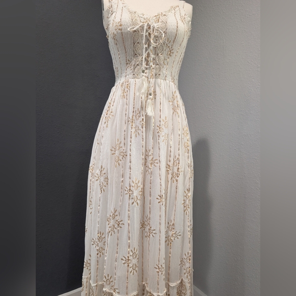 Gold Lurex Embroidered Lace-Up Maxi Dress - Made in India - Size M - Picture 5 of 14